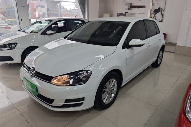 Used Volkswagen Golf 2016 1.6L Automatic Fashion Model
