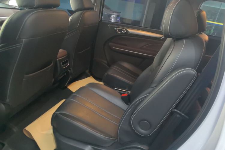 Used GAC Trumpchi M6 2023 PRO 270T DCT Luxury Edition
