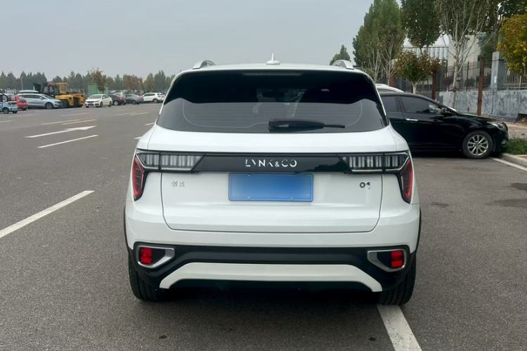 Used Lynk & Co 01 2020 2.0T Two-Wheel Drive Pure Pro Version China VI Standard

