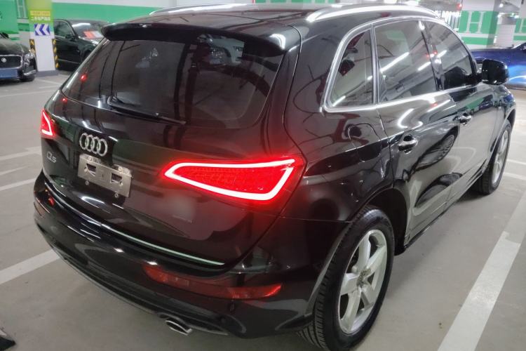 Used Audi Q5 2017 Plus 40 TFSI Ambition Model