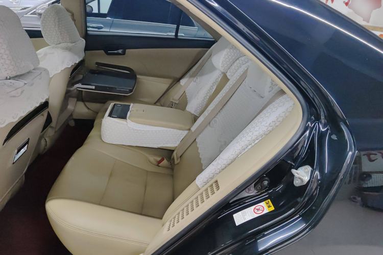 Used Toyota Camry 2015 Dual-Engine 2.5 HG Luxury Navigation Edition
