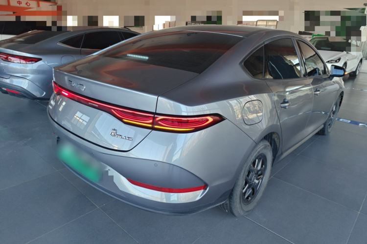 Used BYD Qin PLUS 2025 DM-i Smart Drive 55KM Leading Model
