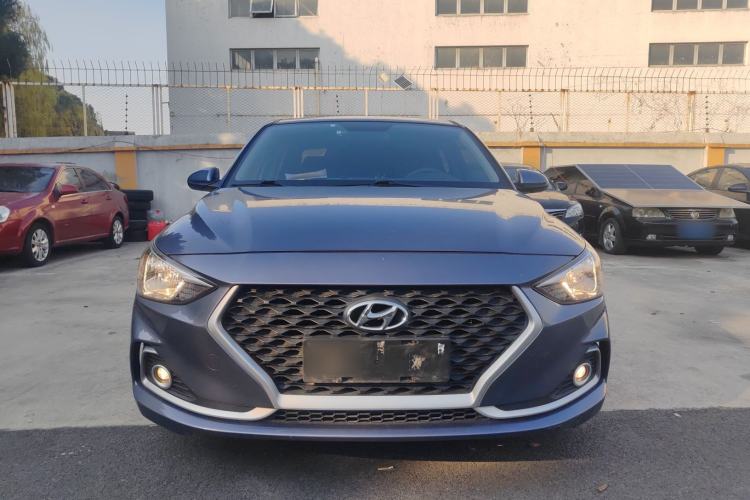 Used Hyundai Celesta 2017 1.6L Automatic Enjoyment Version GLS
