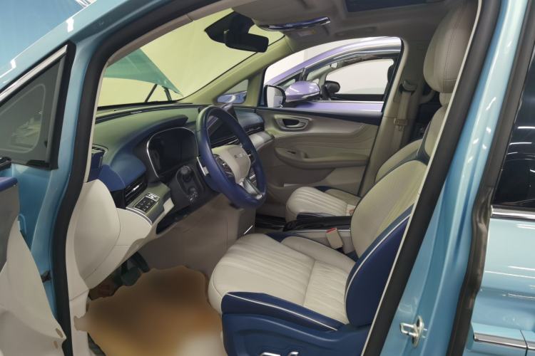 Used Roewe iMAX8 2022 400TGI Prestige Edition
