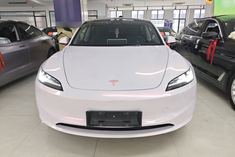 Used Tesla Model 3 2023 Rear-Wheel-Drive Version
