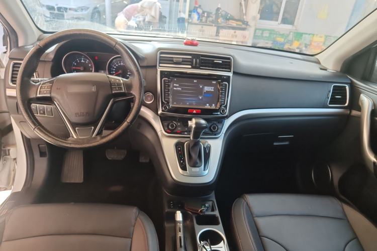 Used Haval H6 2015 Sport Edition 1.5T Automatic Two-Wheel Drive Luxury Model
