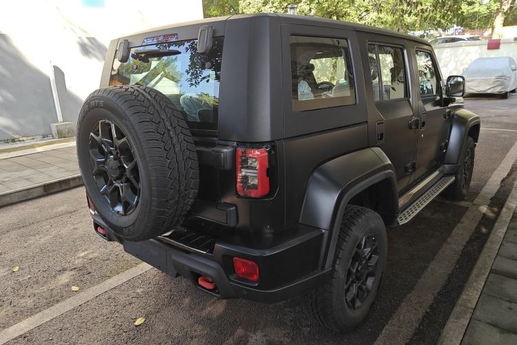 Used Beijing Auto BJ40 2024 2.0D Blade Hero Glory Edition
