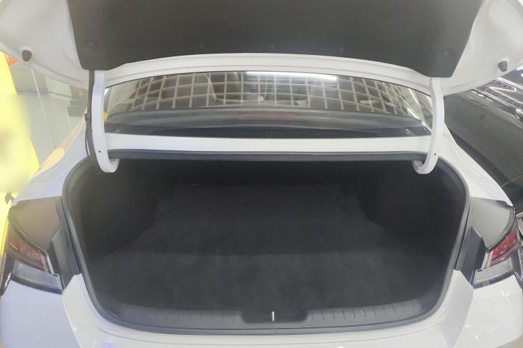 Used Hyundai Elantra 2022 1.5L CVT LUX Prestige Edition
