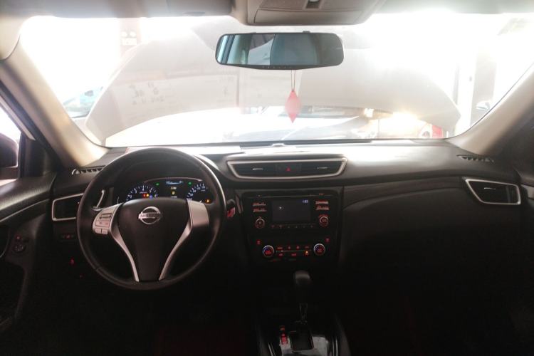 Used Nissan X-Trail 2014 2.5L CVT Leading Edition 4WD