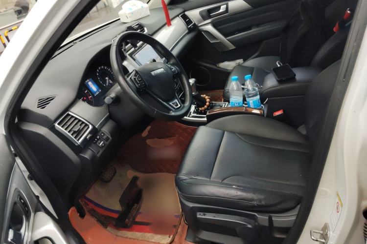 Used Haval H2 2017 Red-Label 1.5T Automatic Two-Wheel Drive Luxury Model
