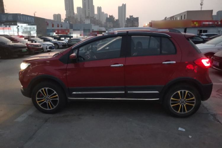 Used Haval H1 2016 Blue Label 1.5L AMT Luxury Model
