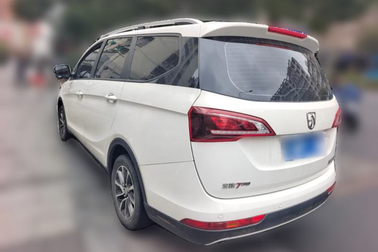 Used Baojun 730 2019 1.5L Manual Fashion Model 7-seater China VI

