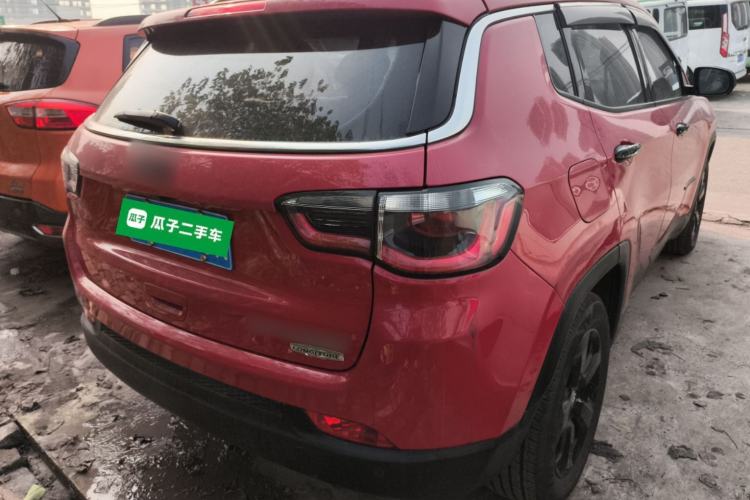 Used  Compass 2017 200T Automatic Family Edition