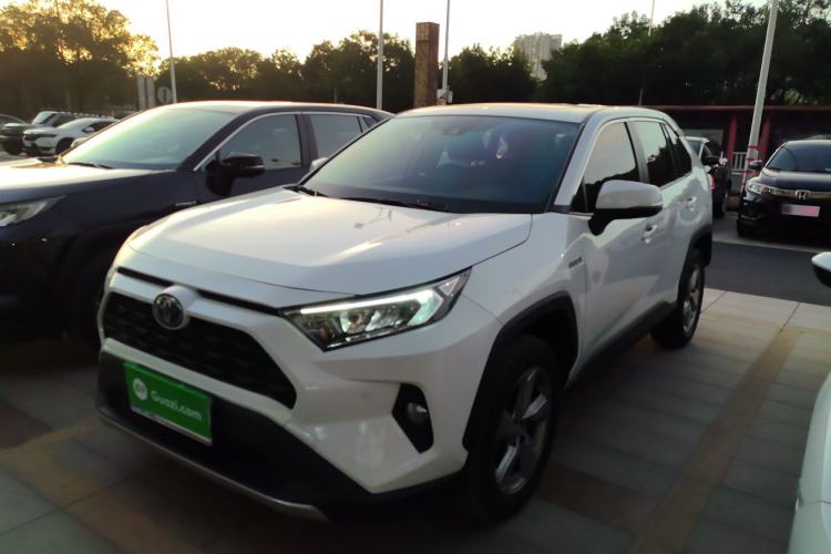 Used Toyota RAV4 2021 Revised Version Dual-Motor Hybrid 2.5L E-CVT Two-Wheel Drive Elite Edition
