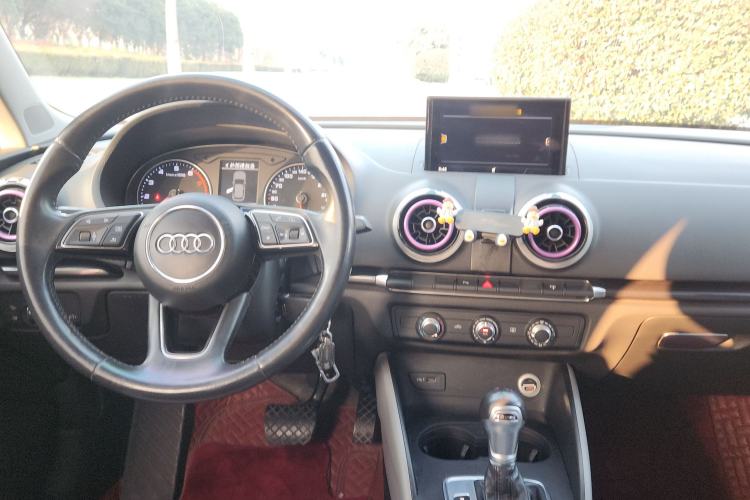 Used Audi A3 2017 Sportback 35 TFSI Fashion Model
