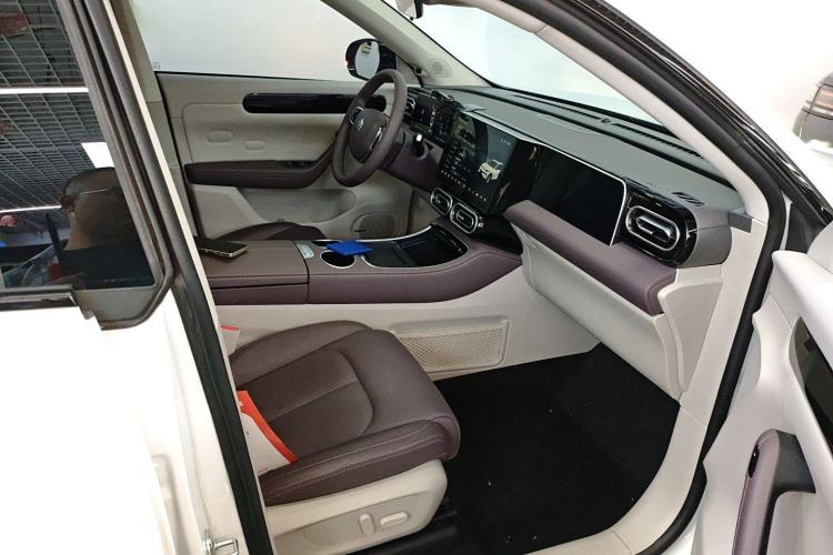 Used Leapmotor C11 2023 Range-Extended 180 Comfort Edition
