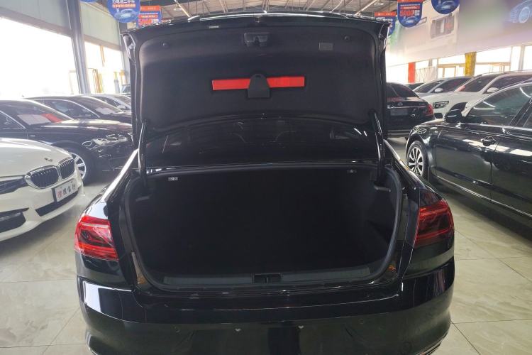 Used Volkswagen Magotan 2020 330TSI DSG Leading Model
