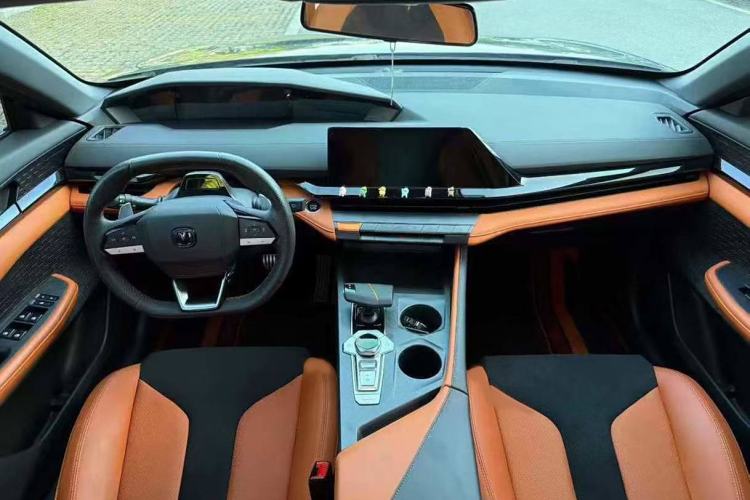 Used Changan UNI-V 2023 1.5T Sport Edition
