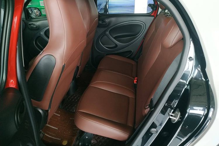 Used  forfour 2018 1.0L 52 kW Dynamic Edition
