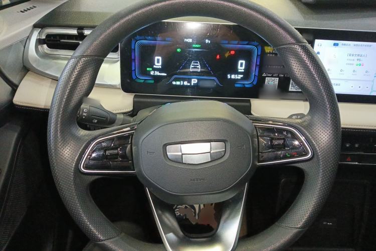 Used Geometry E Firefly 2023 320KM Cute & Handsome Tiger 5 Seats