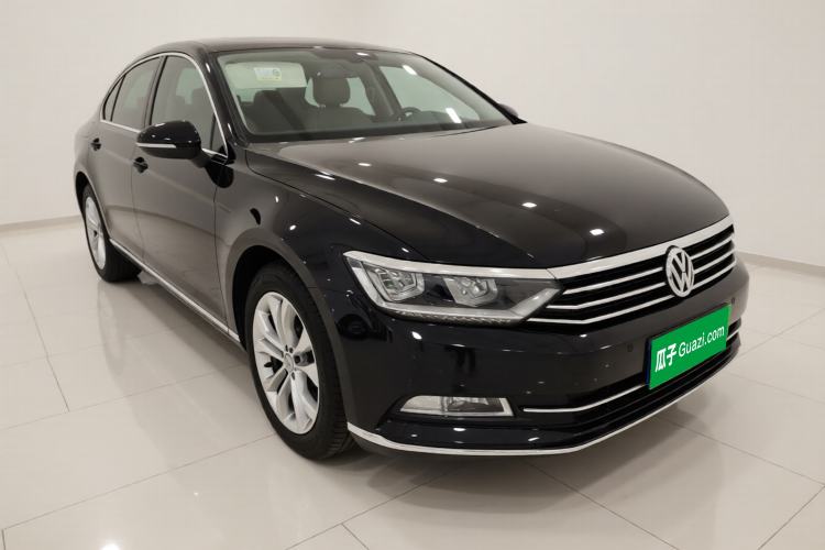Used Volkswagen Magotan 2017 380TSI DSG Luxury Model
