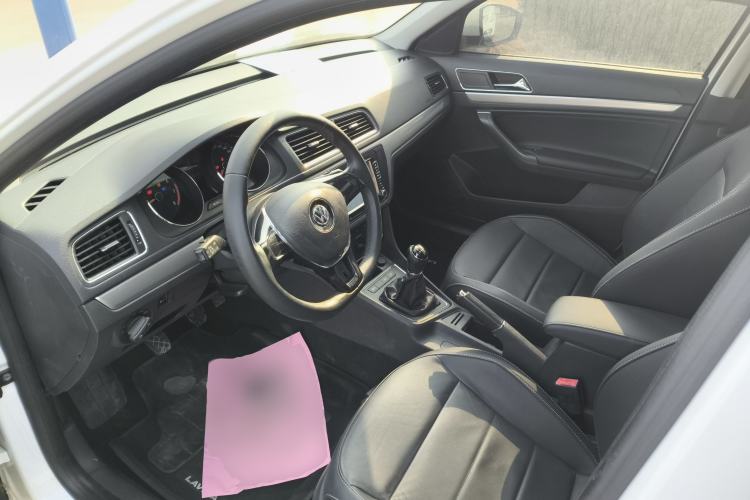 Used Volkswagen Lavida 2015 1.6L Manual Comfort Edition
