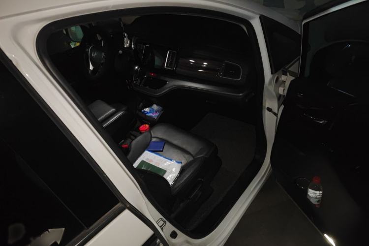 Used Honda Elysion 2016 2.4L Luxury Edition
