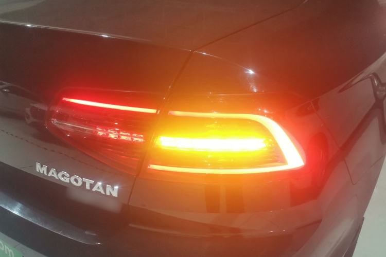 Used Volkswagen Magotan 2018 330TSI DSG Luxury Model