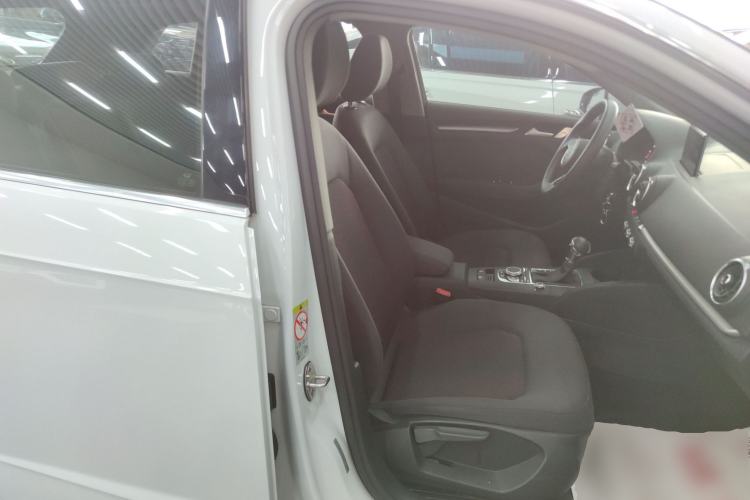 Used Audi A3 2020 Restyled Sportback 35 TFSI Entry-Level China VI Emission Standard
