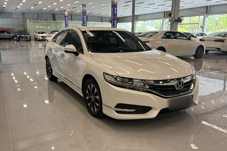 Used Honda Spirior 2015 2.0L Luxury Edition
