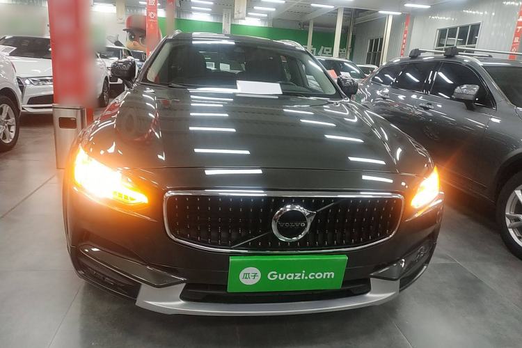 Used Volvo V90 2019 Cross Country T5 AWD Smart Range Version China V Standard