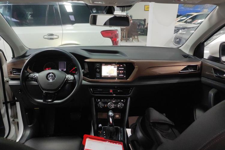 Used Volkswagen Tharu 2019 280TSI Two-Wheel Drive Luxury Version China VI Standard
