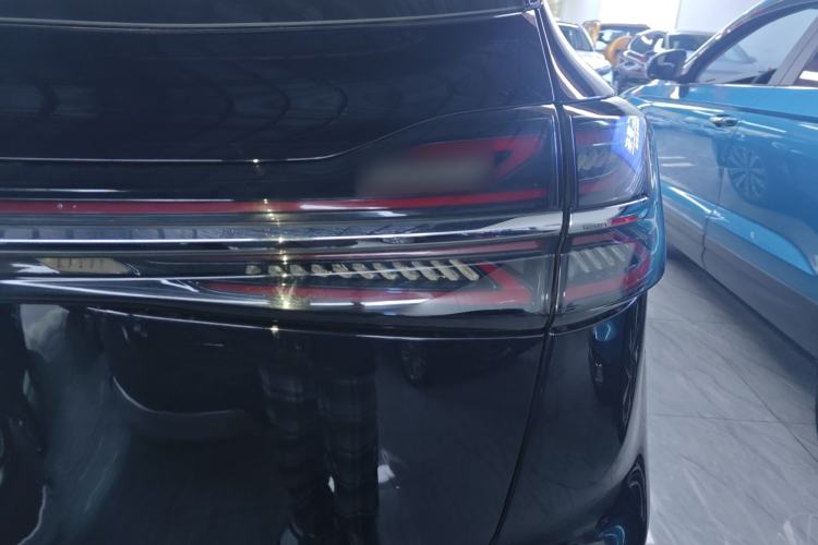 Used Hongqi HS5 2023 2.0T Four-Wheel Drive Flagship Pro Edition
