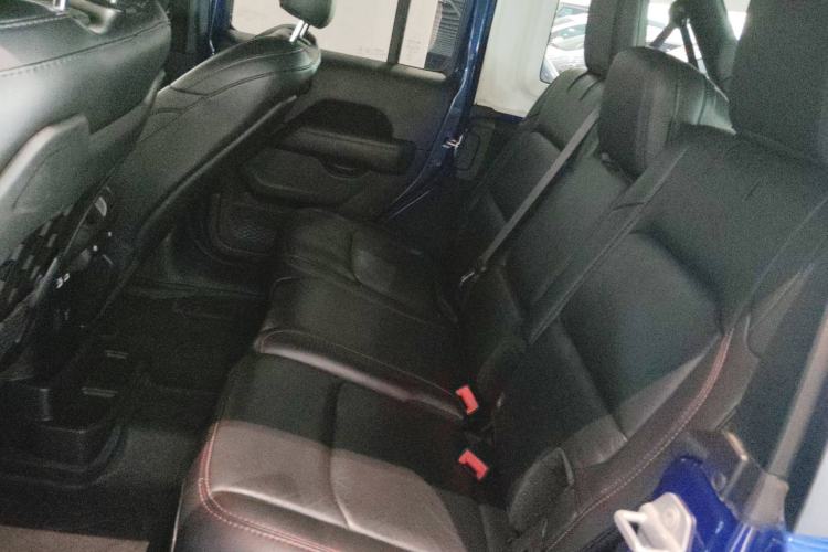 Used  Wrangler 2019 2.0T Rubicon Four-Door Version China VI Emission Standard
