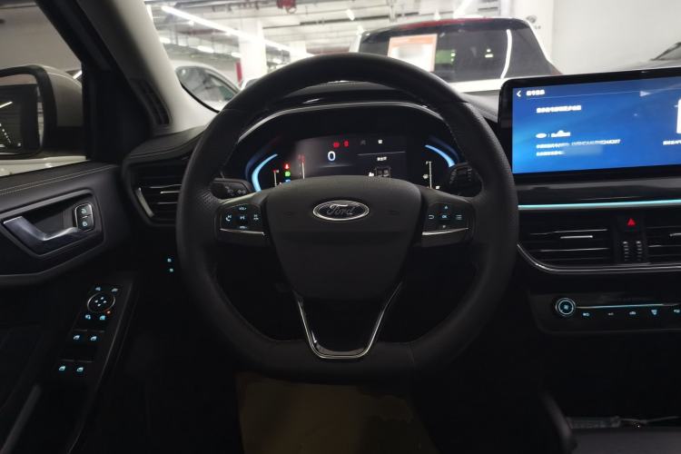 Used Ford Focus 2021 Hatchback EcoBoost 180 Automatic Titanium Edition
