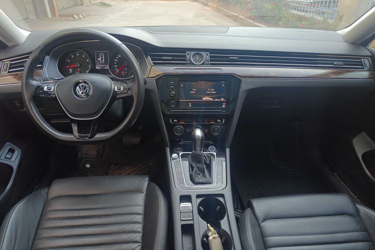 Used Volkswagen Magotan 2019 330TSI DSG Luxury Model China V Standard