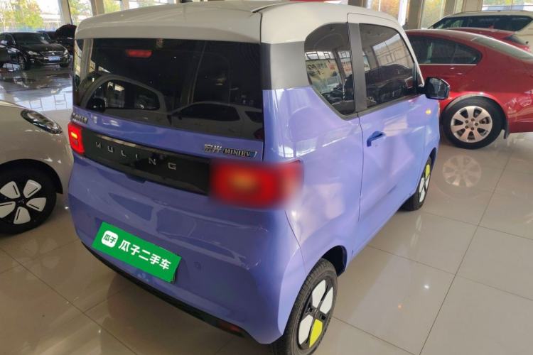 Used Wuling Hongguang MINIEV 2021 Macaron Sandwich Model 120 km Lithium NMC