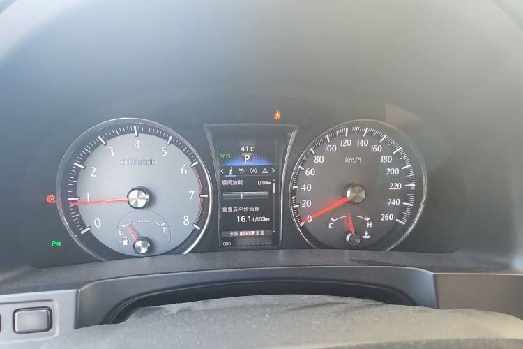 Used Toyota Crown 2015 2.0T Fashion Edition
