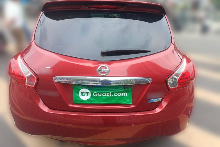 Used Nissan Tiida 2013 1.6L CVT Cool Cafe Edition
