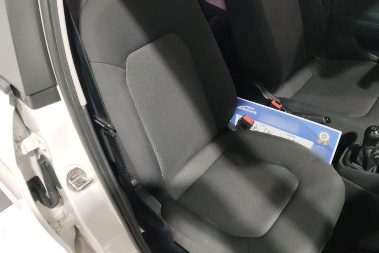 Used Volkswagen Jetta 2017 1.5L Manual Fashion Edition
