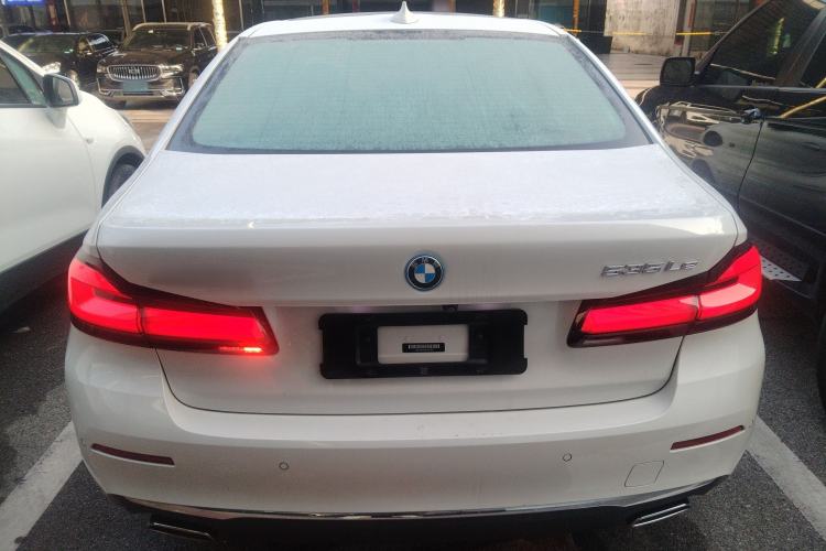 Used BMW 5 Series New Energy 2022 535Le Luxury Package
