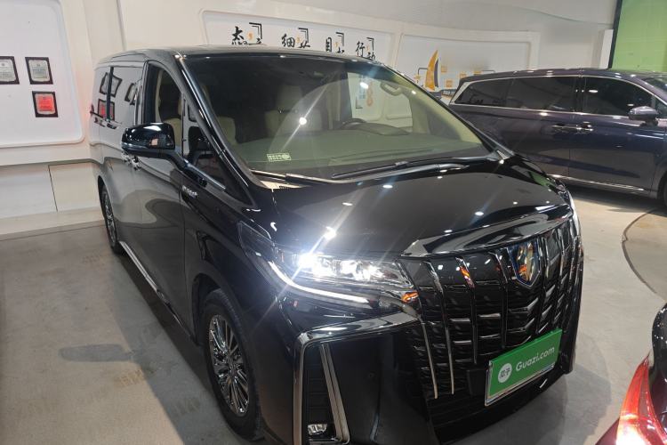 Used Toyota Alphard 2021 Dual-Motor 2.5L Premium Edition
