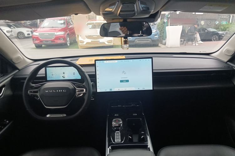 Used Wuling Xingguang 2024 Co-Creation Edition 510 Advanced Model