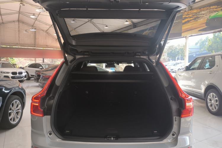 Used Volvo XC60 2024 B5 4x4 Smart Luxury Edition
