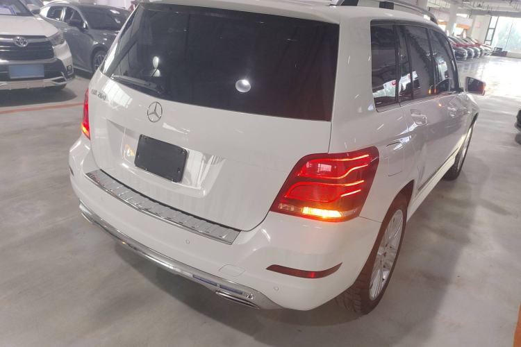 Used Mercedes-Benz GLK-Class 2015 GLK 260 4MATIC Dynamic Edition Ultimate Version
