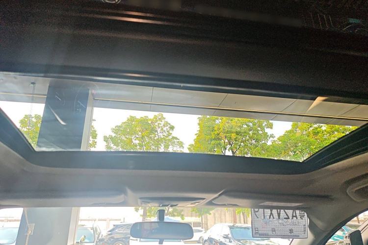 Used Honda Vezel 2020 1.5L CVT Pioneer Edition
