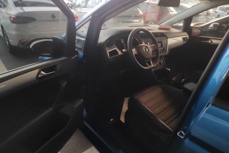 Used Volkswagen Touran 2018 Volkswagen Touran L 280TSI DSG Style Edition 7 Seats China VI Standard
