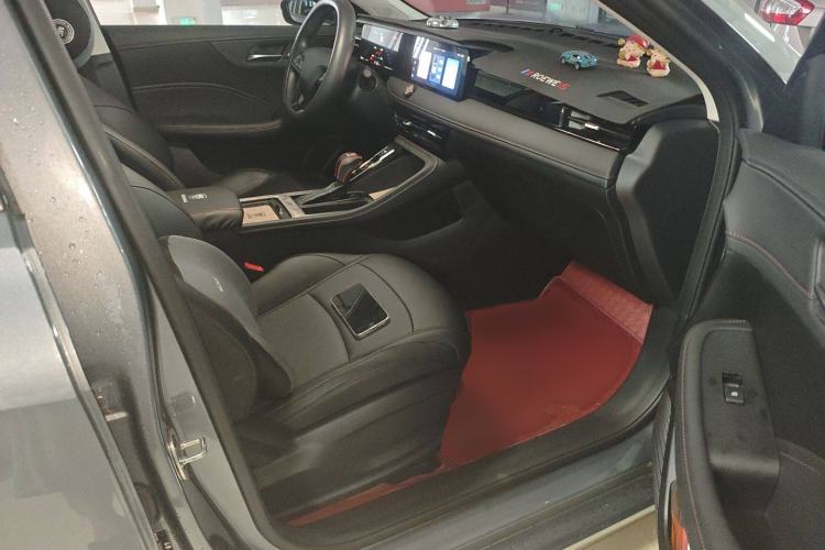 Used Roewe i5 2023 1.5L CVT Luxury Edition
