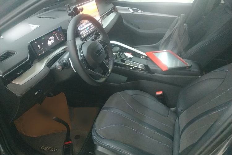 Used Geely Auto Preface 2025 Dongfang Yao 2.0TD Lanxing Edition
