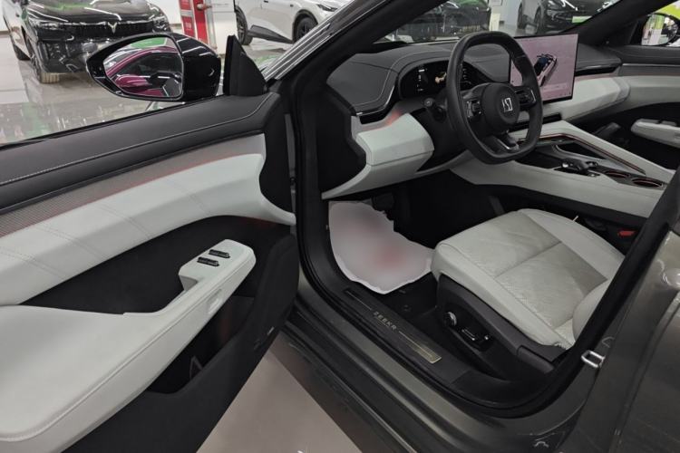 Used Zeekr 001 2025 WE Edition 95 kWh All-Wheel Drive
